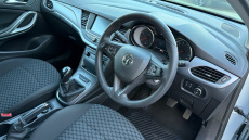 Vauxhall Astra 1.4i 16V Design 5dr Petrol Hatchback